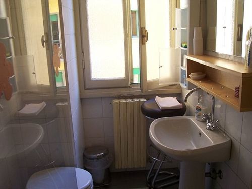 Milan B&B Bagian luar foto